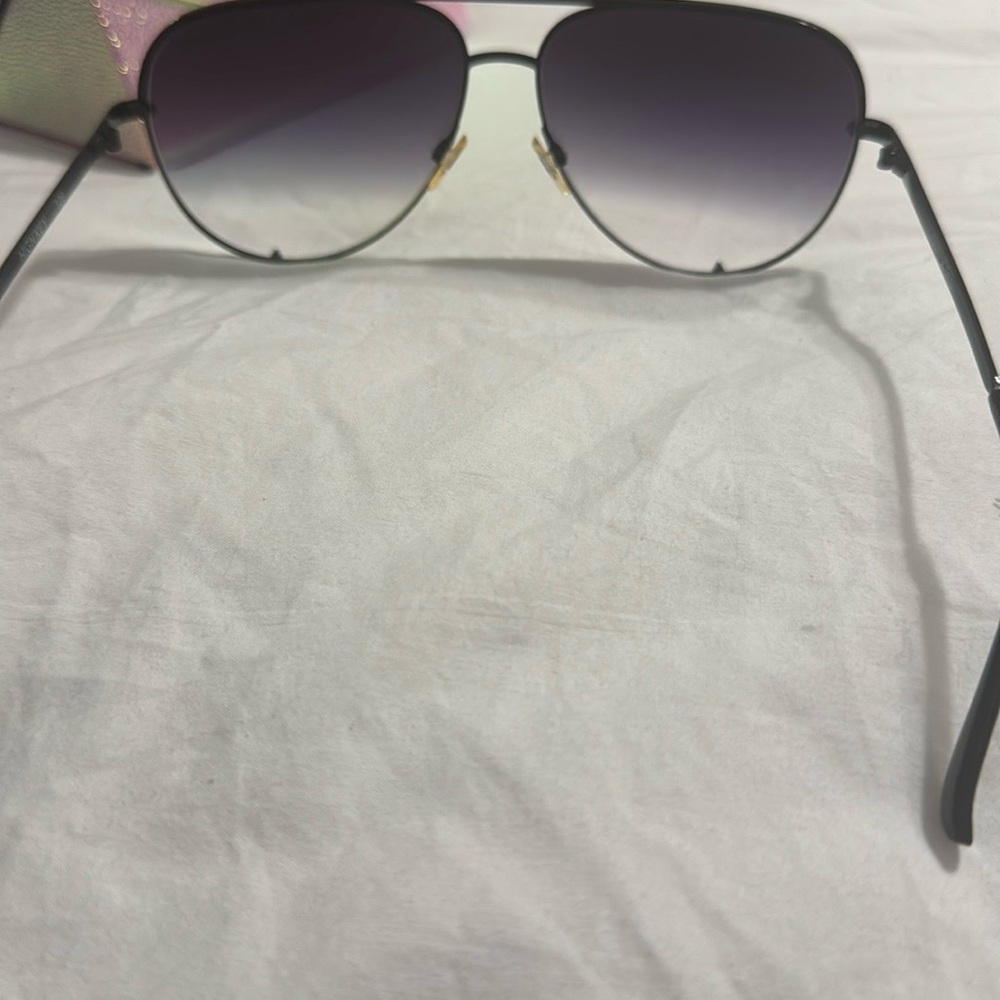 Quay Australia High Key Large Aviator Black Gradient Sunglasses - Picture 5 of 7